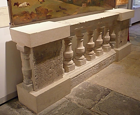 Queen Square Balustraude