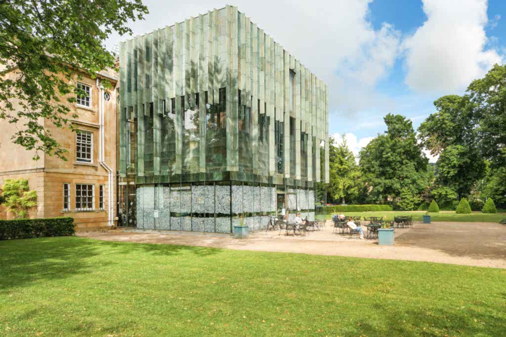 Holburne museum extension designed by Eric Parry Architects 2012. Image by Evoke Pictures